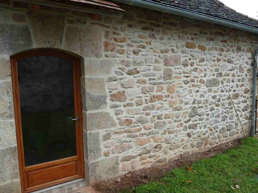 Joint à la chaux, façade en pierre Salon-de-Provence